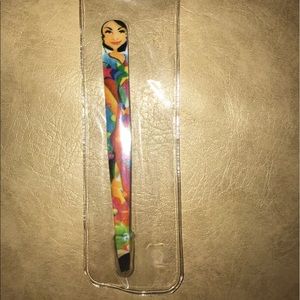BRAND NEW BabyDoll Tweezer