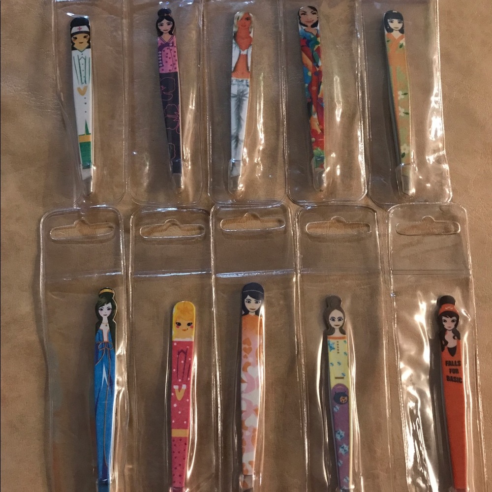 BRAND NEW BABYDOLL TWEEZERS ASSORTMENT