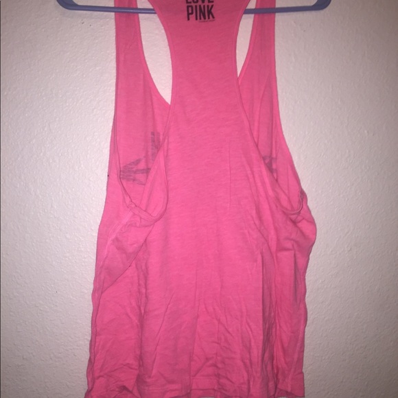 🔥NWOT VS PINK M Valentines Day Tank🔥 - Picture 2 of 3