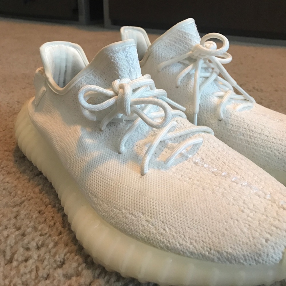 YEEZY 350 BOOST CREAM