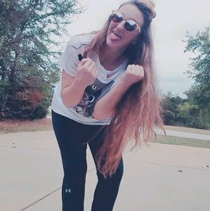 Meet your Posher, Cindy