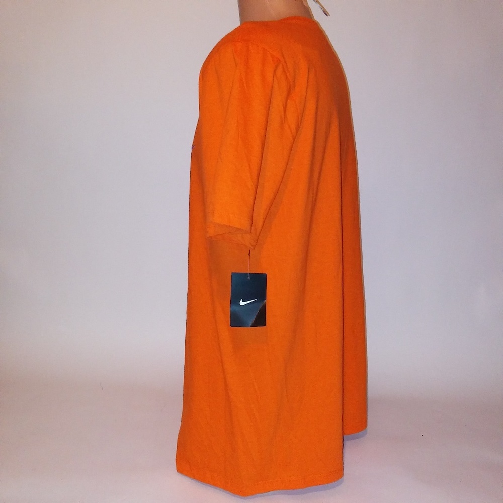 Nike Mens T-Shirt - Picture 2 of 3