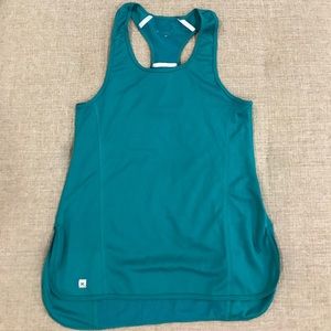 2XU women’s tank fast dry XS green
