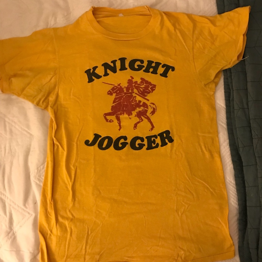 Vintage yellow tee