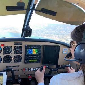 Meet your Posher, Demi