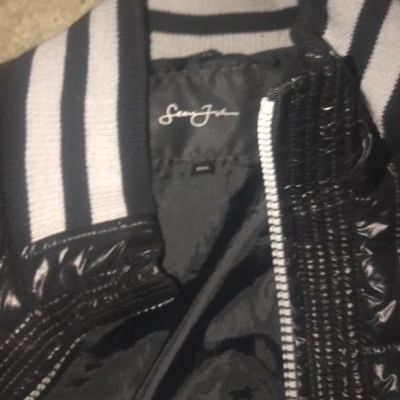 Sean John Puff Jacket - Picture 2 of 3
