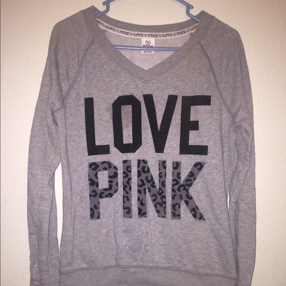 ✅SOLD✅🔥NWOT VS PINK S Crewneck🔥