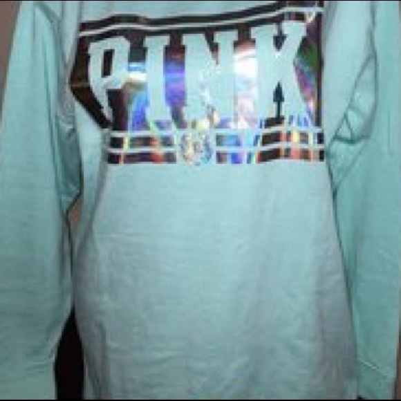 🔥NEW VS PINK XS Crewneck🔥 - Picture 3 of 4