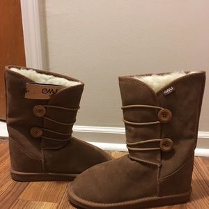 Emu chestnut mid calf boot. *NEW with tags* Emu chestnut mid calf boot. *NEW with tags*