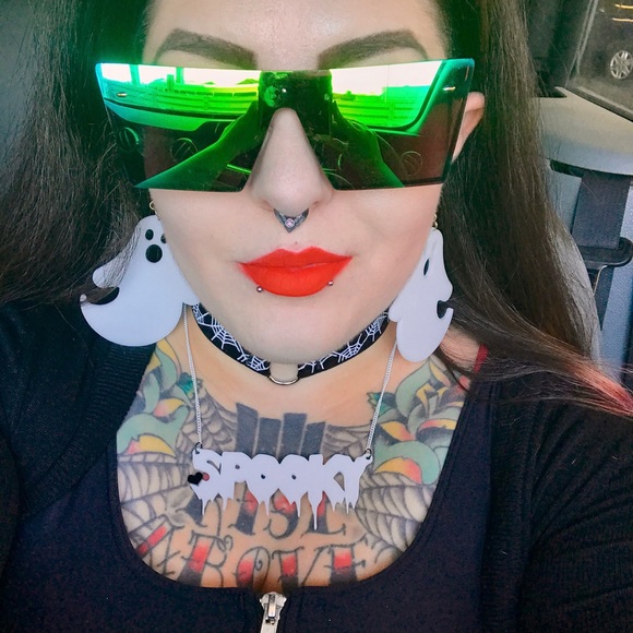 Meet your Posher, Jennifer - Picture 6 of 6