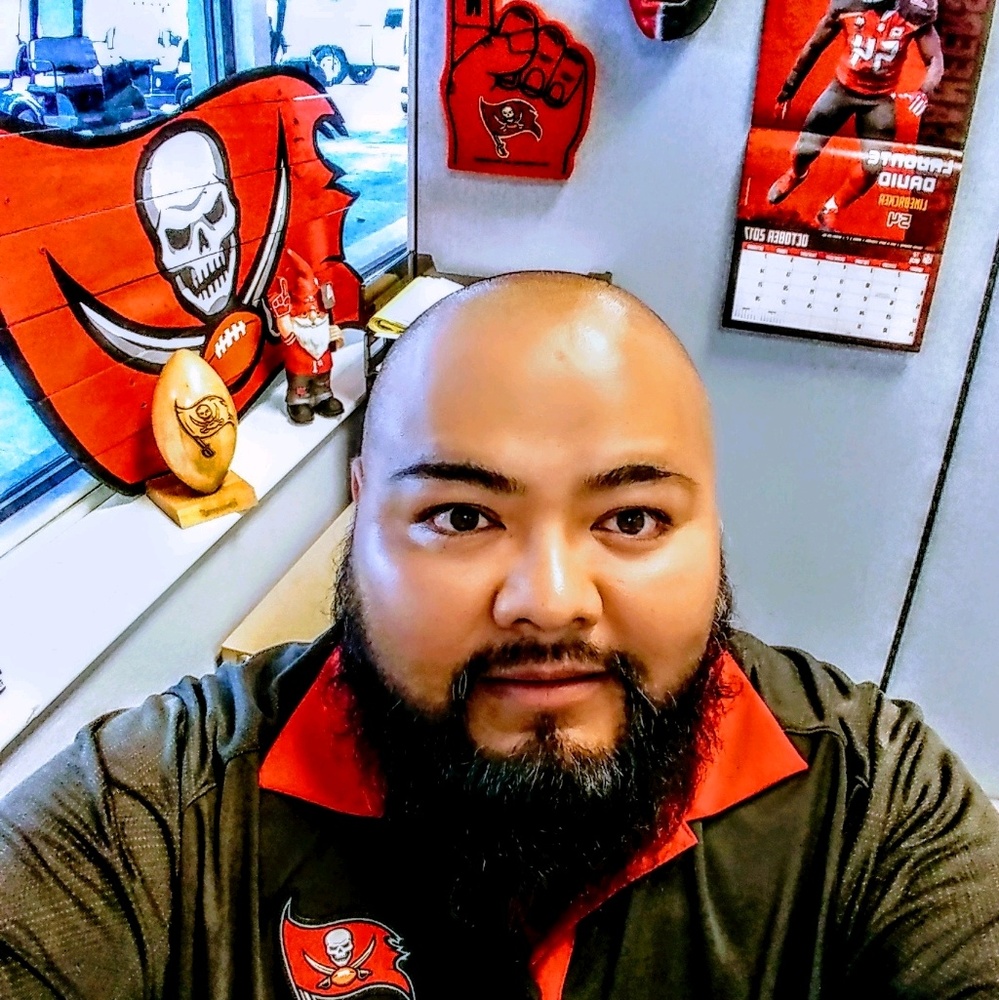 Meet your Posher, Eli