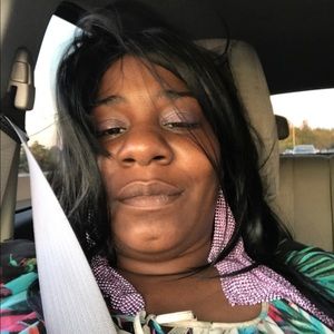 Meet your Posher, Aminata