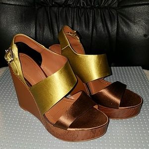 Nine West Newtime Wedge sandal sz 6 NWOT