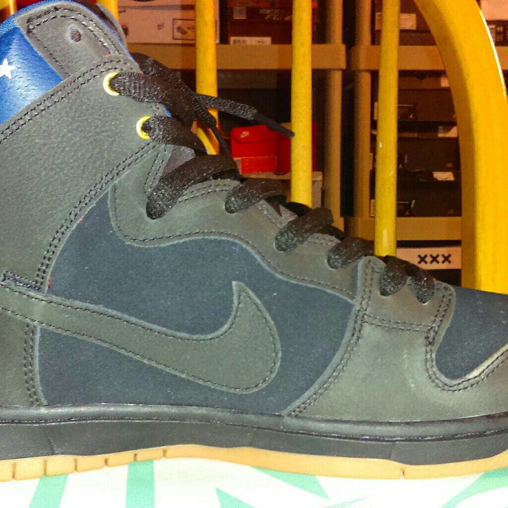 Nike sb dunks supreme