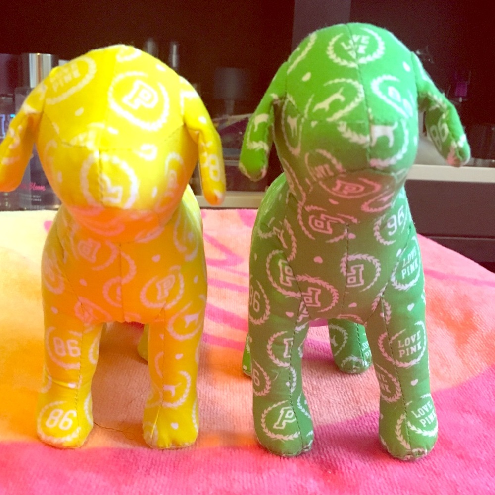 VS PINK Mini Dogs X 2 Vintage 2007!!