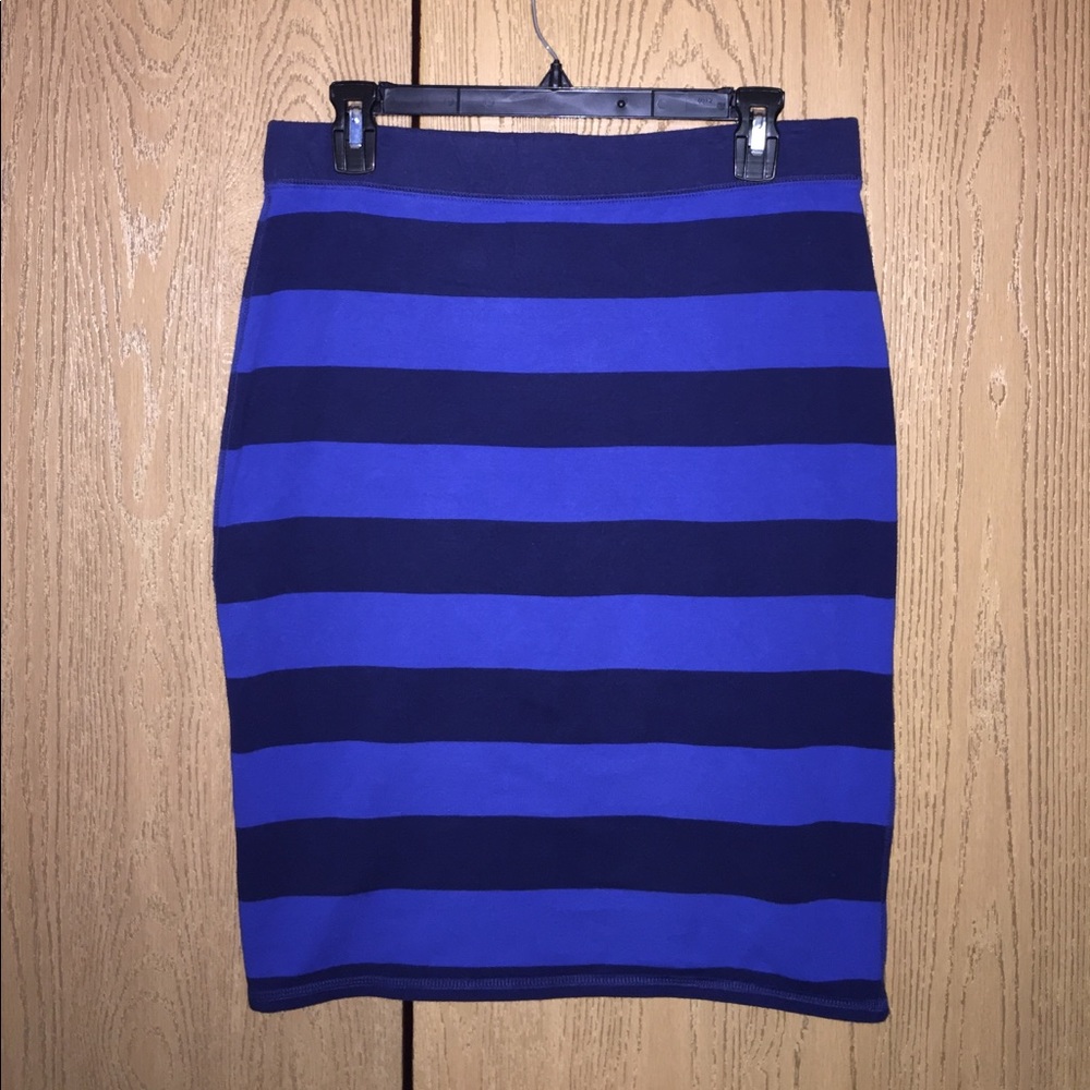 Old Navy pencil skirt