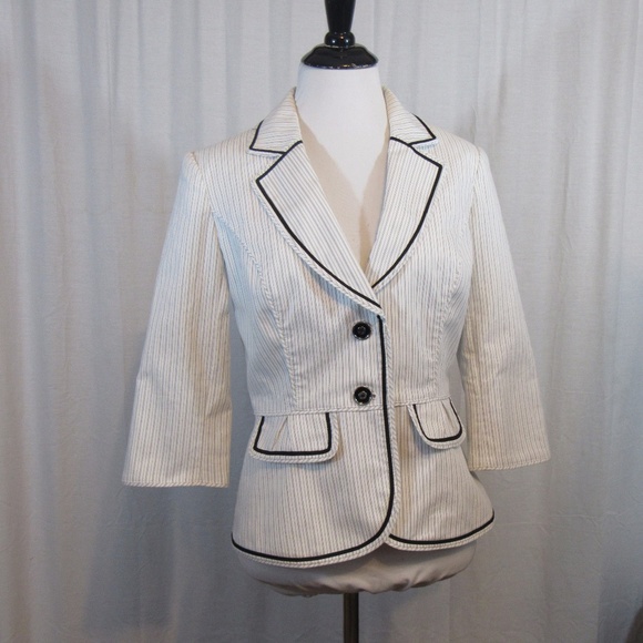 White House Black Market Jackets & Blazers - NWT White House Black Market Striped Blazer 4 NEW