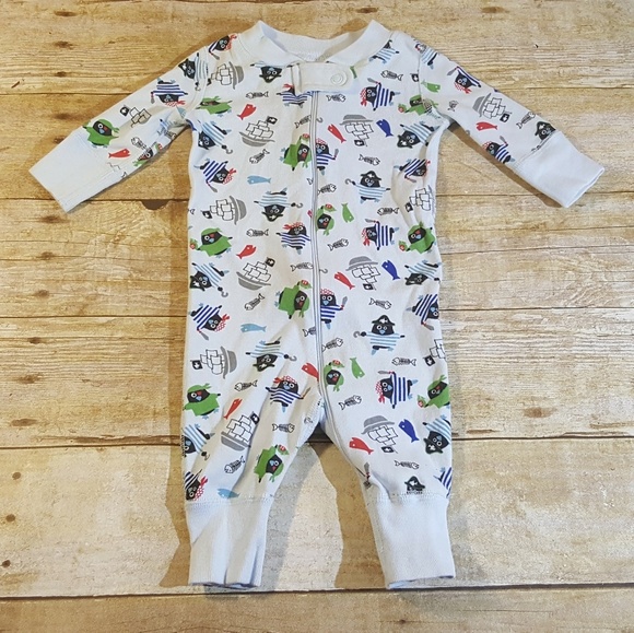 Hanna Andersson Other - Hanna Andersson 0-6mo Pirate Penguin Snap PJs GUC