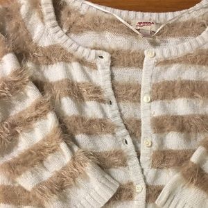 3/4 sleeve shaggy sweater