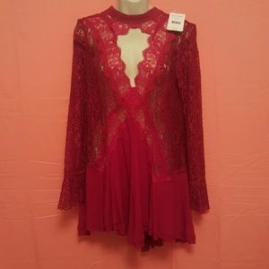 Free People lovely lace tunic