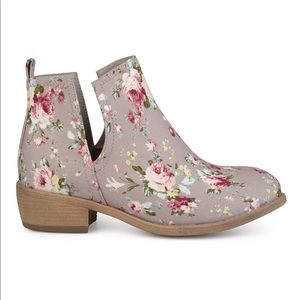 Floral printed boots