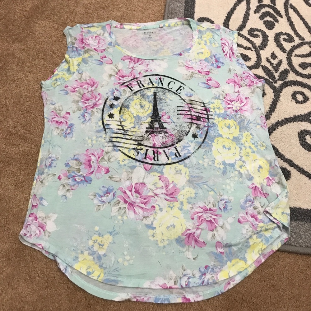 Guess shirt 👚