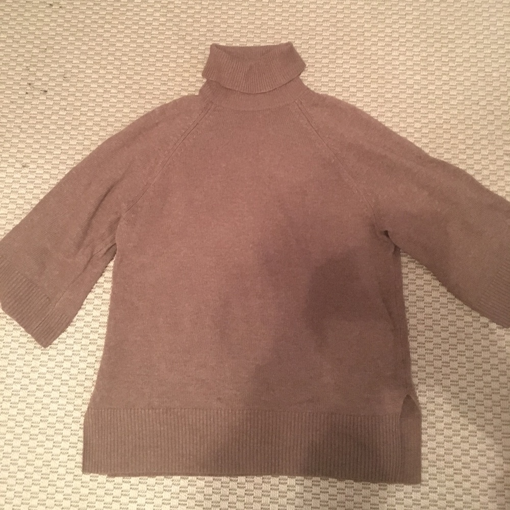 Turtle neck tunic sweater