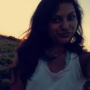 Meet your Posher, Ezmie