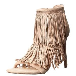 Nude fringe heels