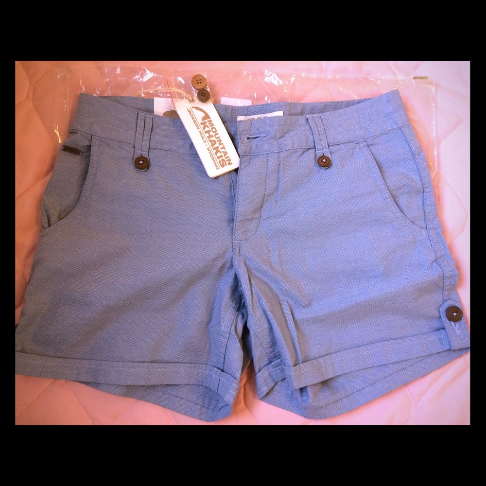 Island short relaxed fit (brand new with tags!)