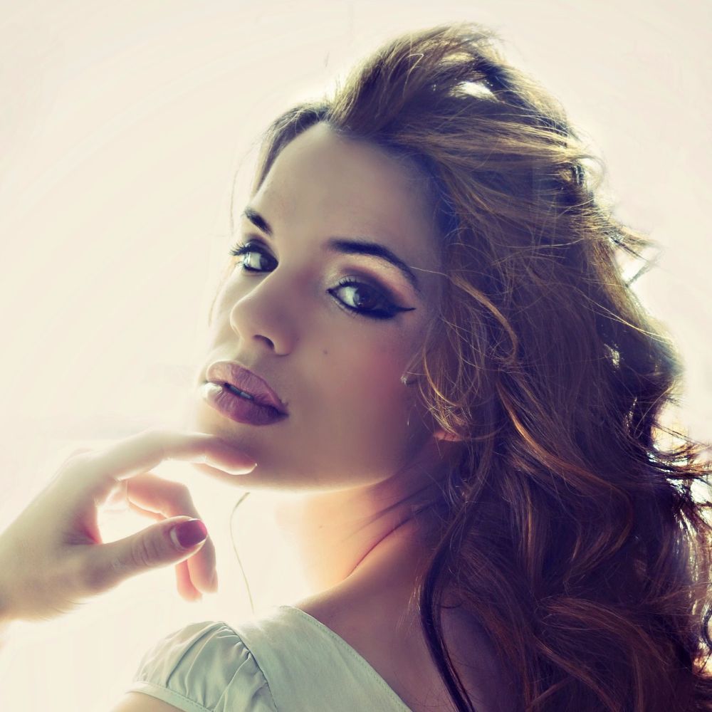 Meet your Posher, Chloe