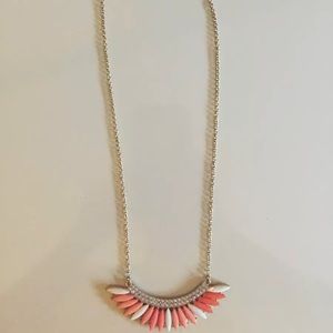 Statement necklace coral/white/gold/peach