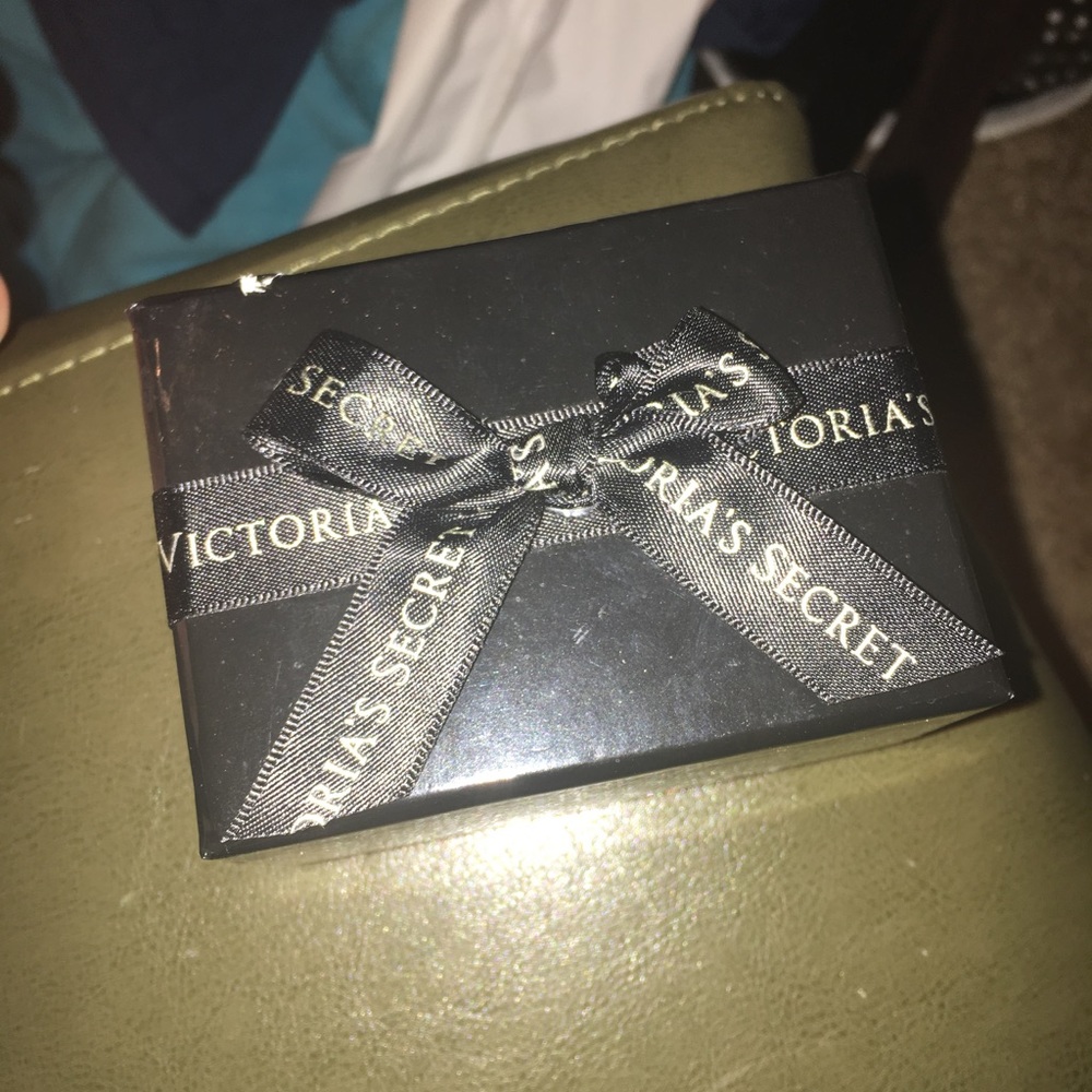 Victoria secret cuff bracelet NIB