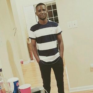 Meet your Posher, Ayodele