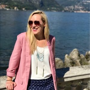 Meet your Posher, Ellen