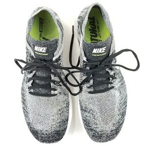 Nike Free Run Flyknit Black/White