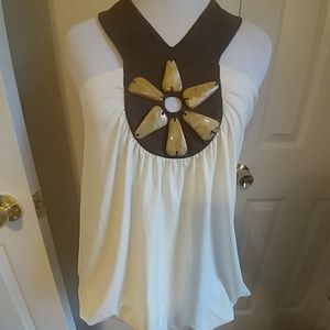 Sleeveless top