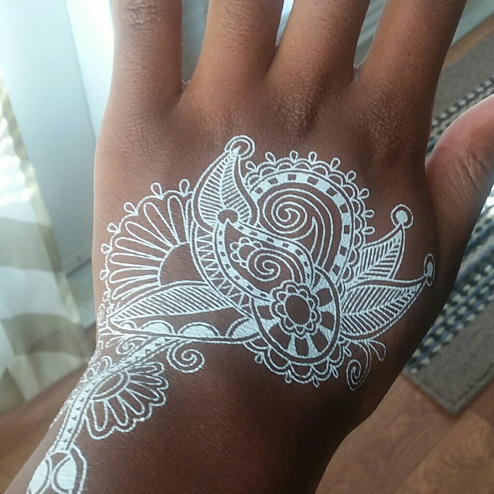 NEW White Henna Tattoos!