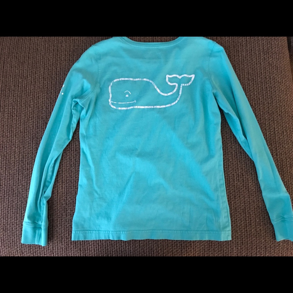 Adult small Vineyard Vines long sleeve shirt.