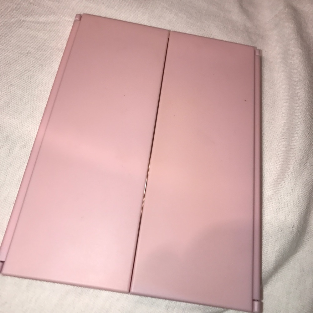 trifold mirror - Picture 2 of 3