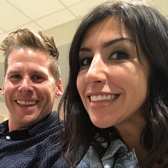 Meet your Posher, Cristina - Picture 2 of 2