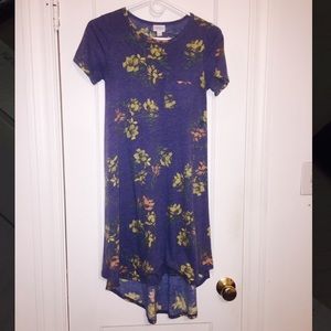 Lularoe CARLY dress. Size XXS (fits like a S/M)