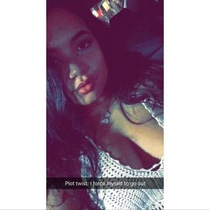 Meet your Posher, Vanessa