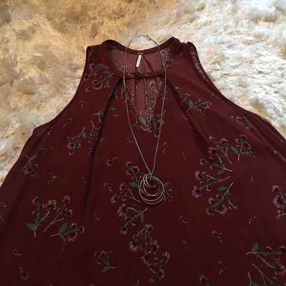 Free People Dresses & Skirts - Floral V-Neck Dress