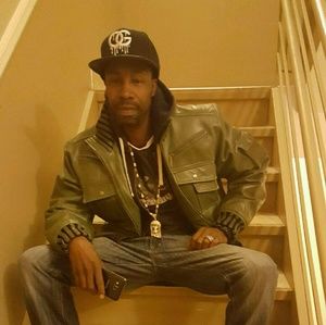 Meet your Posher, Bryant