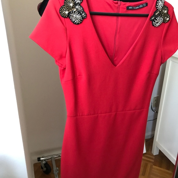 Red Zara bodycon dress with embellishments - Picture 2 of 2