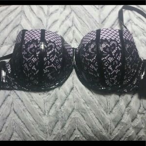 Victoria’s Secret Very Sexy Bra 34D