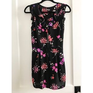 Express Floral Romper - With pockets!