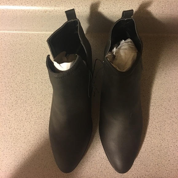 New Express Dark Slate Grey Niche Ankle Bootie 7 - Picture 4 of 8