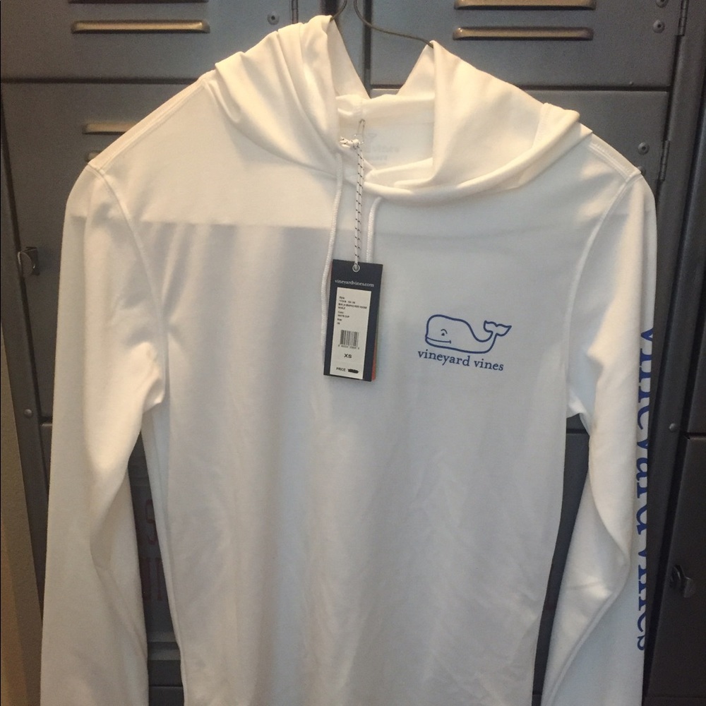 Vineyard vines hoodie